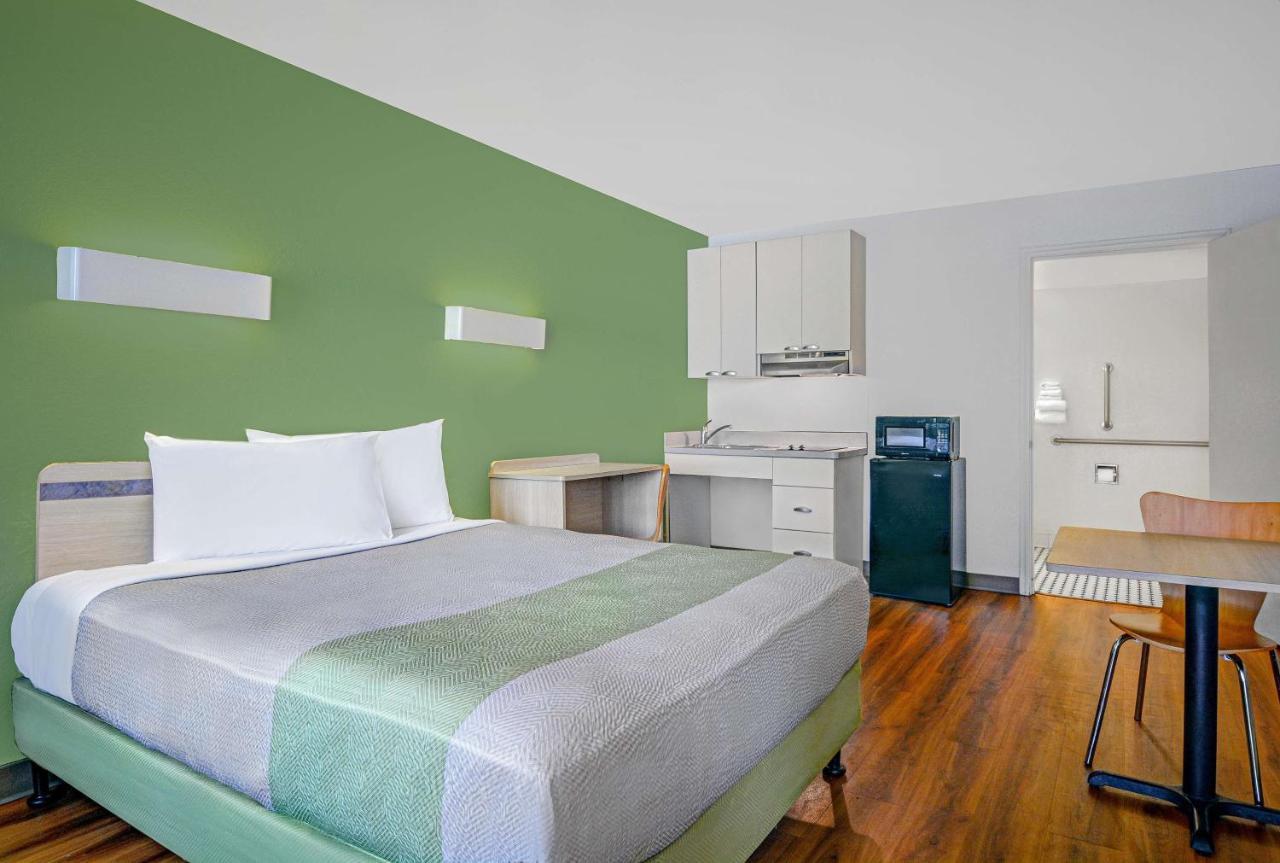 6-tallahassee, Fl - Downtown Hotel 2*